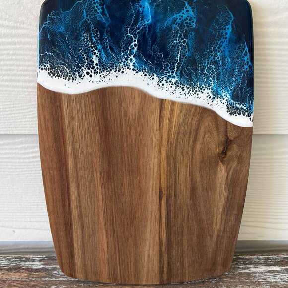 Ocean Waves Resin Wooden Cutting Board Charcuterie Board Cheeseboard Beach House - Picture 4 of 6